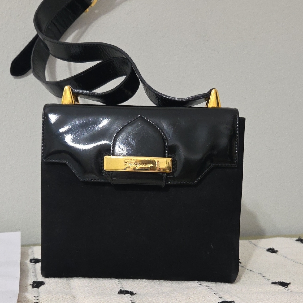 VINTAGE RARE SALVADOR FERRAGANO SUEDE&PATTENT LEATHER HAS C.O.A